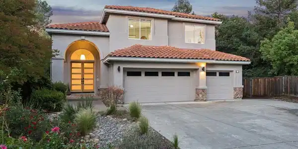 116 Castle Rock Lane