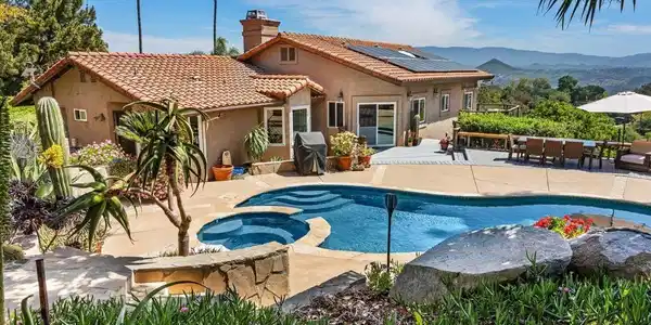 9751 Canyon Country Lane