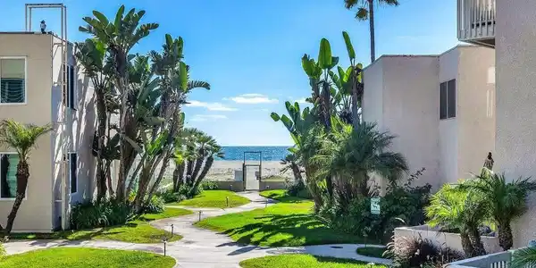 7301 Vista Del Mar