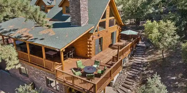 1613 Freeman Drive
