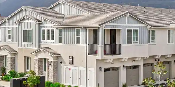 16570 Wyndham