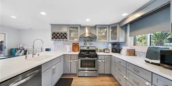 1258 W 24th Street