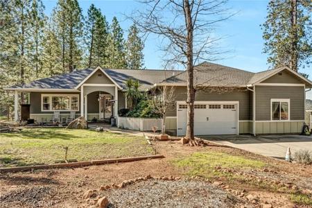 8902 Fox Drive