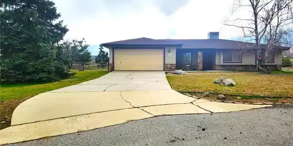 27440 Challedon Court