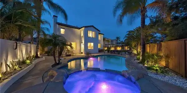 27701 Crestknoll Court