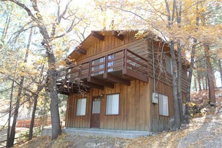 1120 Villa Grove