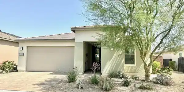 82570 E Mccarroll Drive
