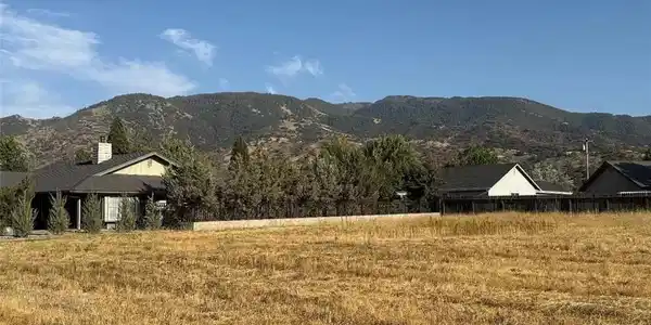 0 Burlingame Court