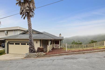 767 El Granada Boulevard
