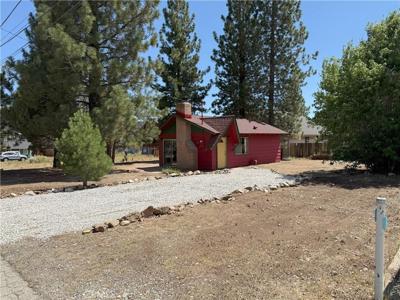 936 Pinon Lane