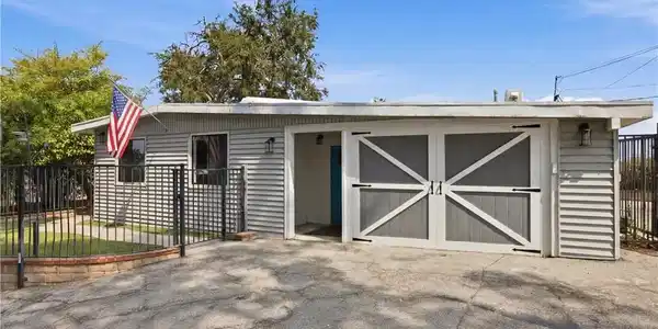 10170 Maude Ave