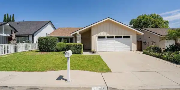 3861 Coronado Circle