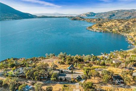 3011 Oak Crest Drive