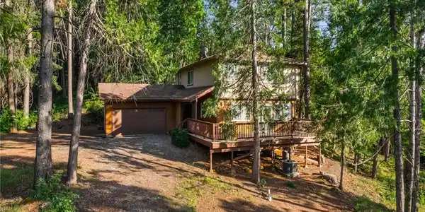 64 Rebie Way