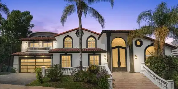3856 Vista Linda Drive
