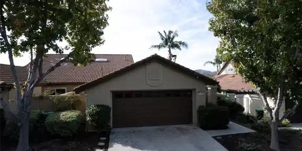 27369 Paseo La Serna