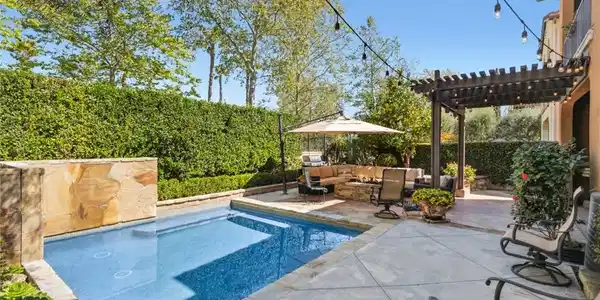 27 Santa Barbara
