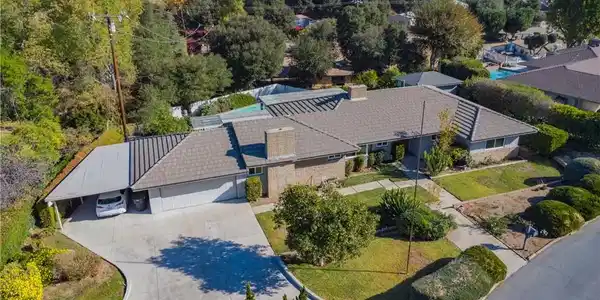 2847 N Monte Verde