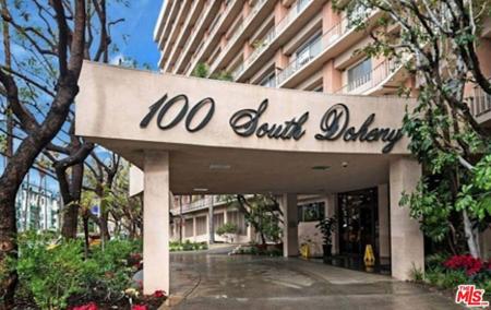100 S Doheny Drive