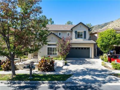 17 Shady Cove Court