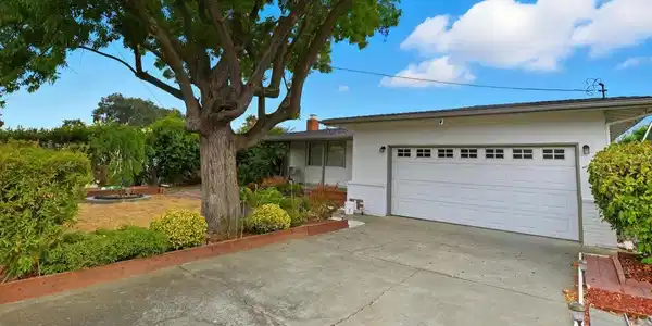 1241 Raymond Dr