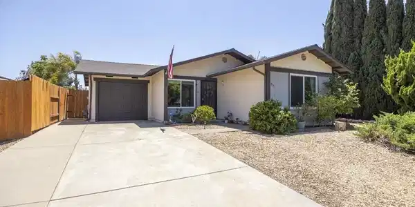 855 BLACKBERRY CT.