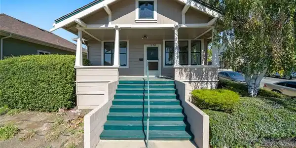 879 Johnson Avenue