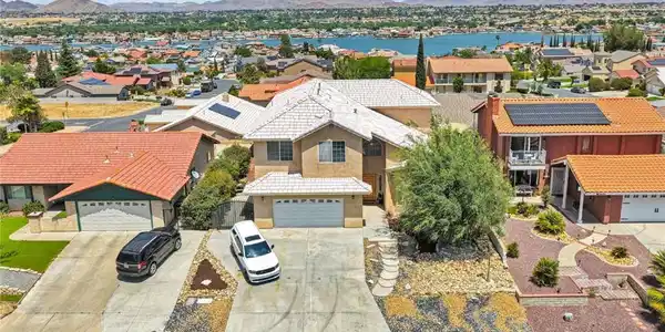13505 Stoneridge Dr