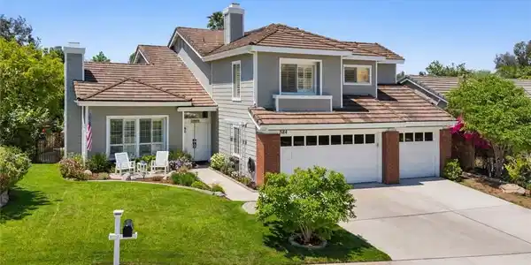 3184 Holloway Court