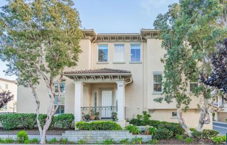 1216 Bayside Circle
