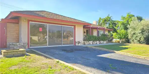25845 Holly Vista
