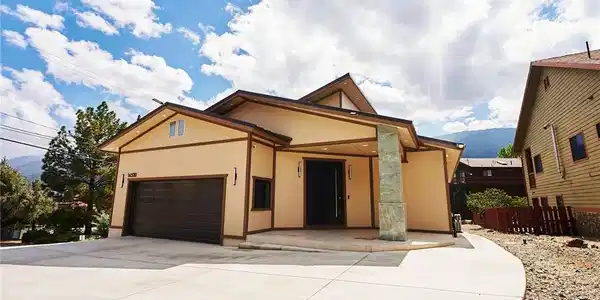 16520 Huron Drive
