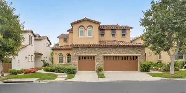 8963 Cuyamaca