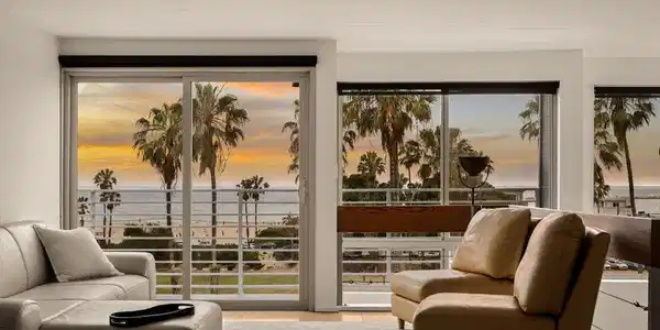 6624 Vista Del Mar