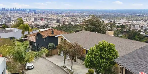 7132 Macapa Drive