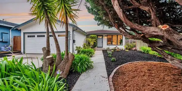 1440 Serra Drive
