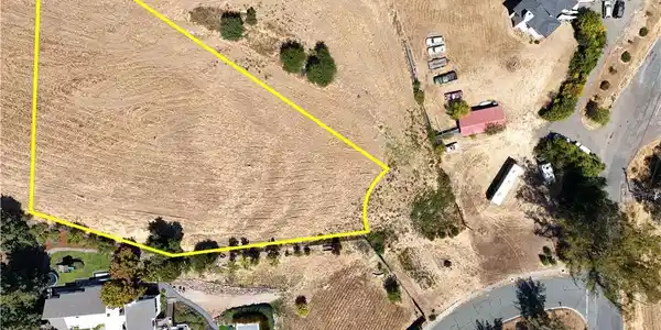 852 Los Alamos Road