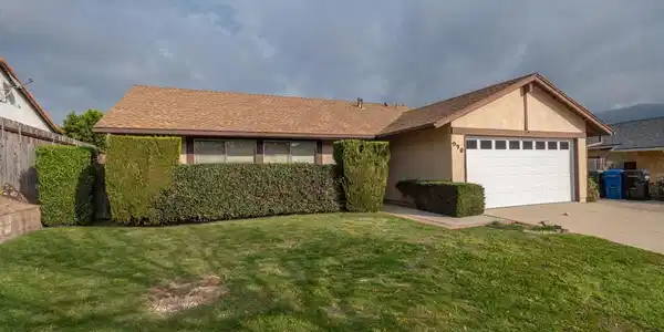 976 Fernhill Avenue