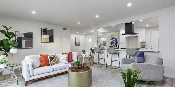6548 Bantam Lake Circle