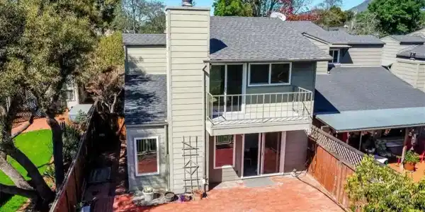 1295 Vista Del Lago