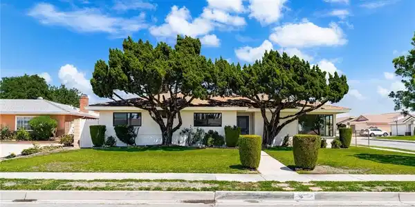 1644 Bradford Drive