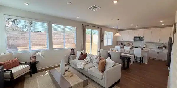 34307 Chelsie Ln