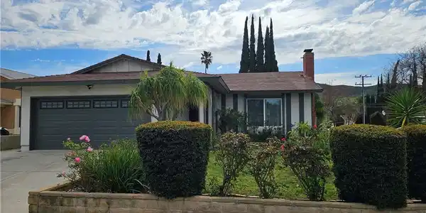 5604 Bloomfield