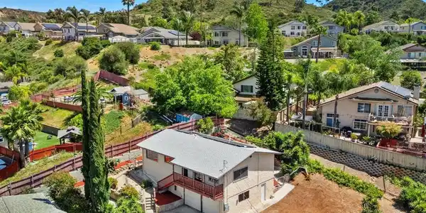 8509 Val Vista Drive