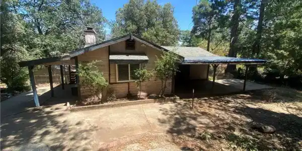 35995 Sierra Linda
