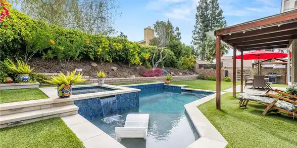 27814 Santa Clarita Road