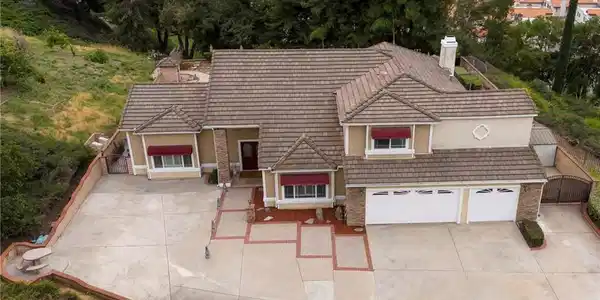24340 Sylvan Glen Road