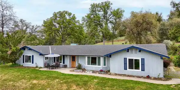 41820 Dillon Circle