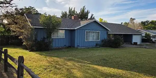 190 La Mirada Avenue