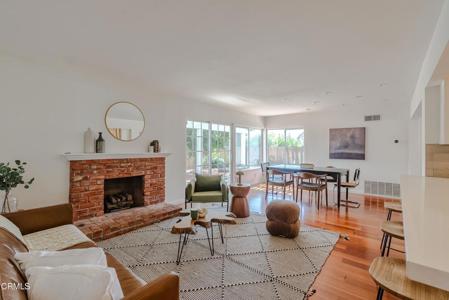 3872 Aztec Court